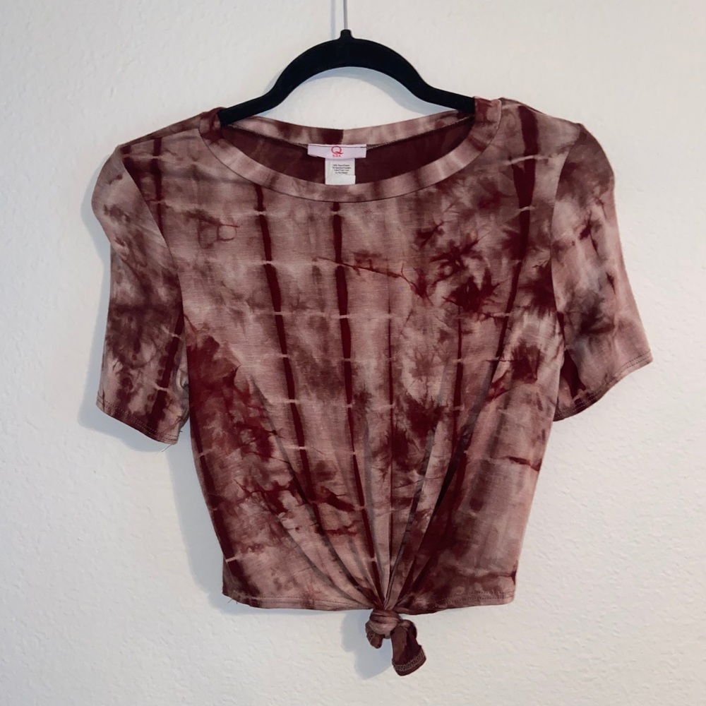 tie-dye crop top